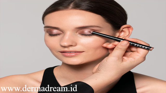 Panduan Lengkap Mengenai Riasan Pewarna Mata